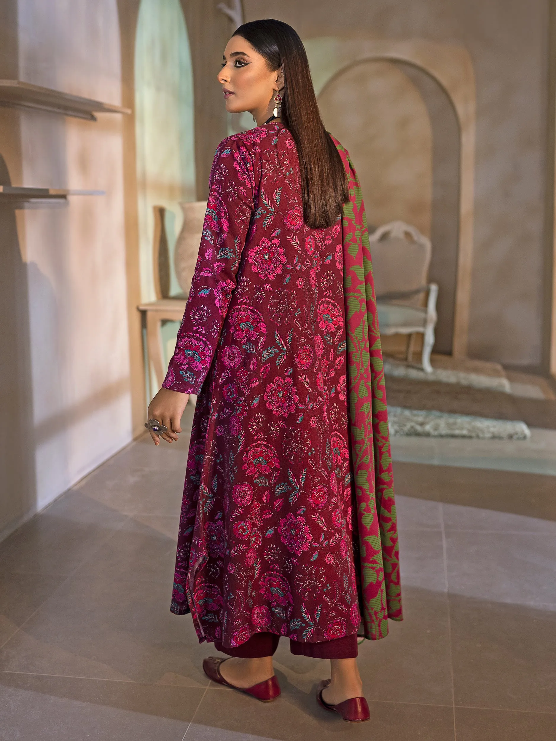 3 Piece Khaddar Suit-Printed (Unstitched)