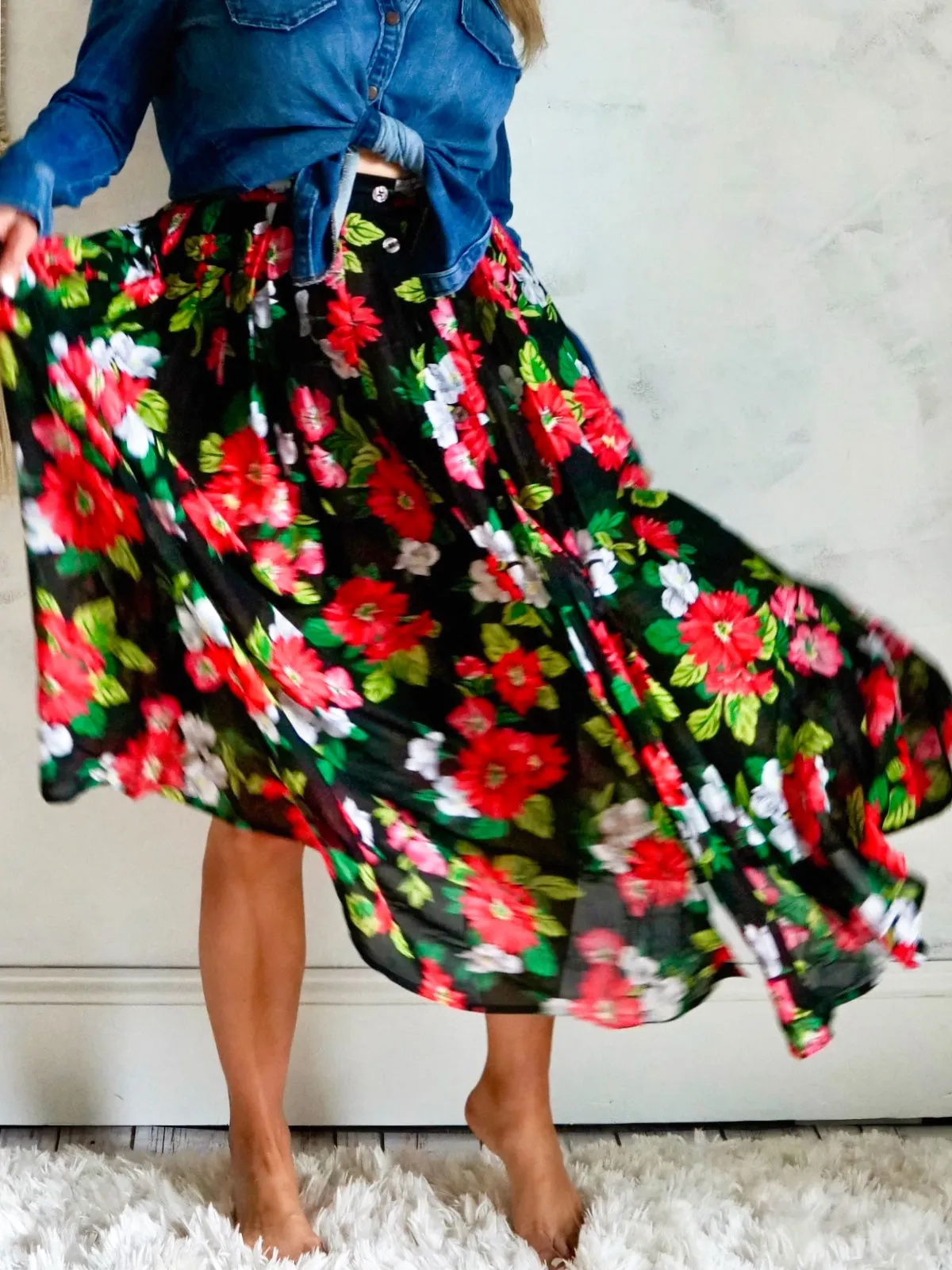 80's Daisy Floral Maxi Skirt