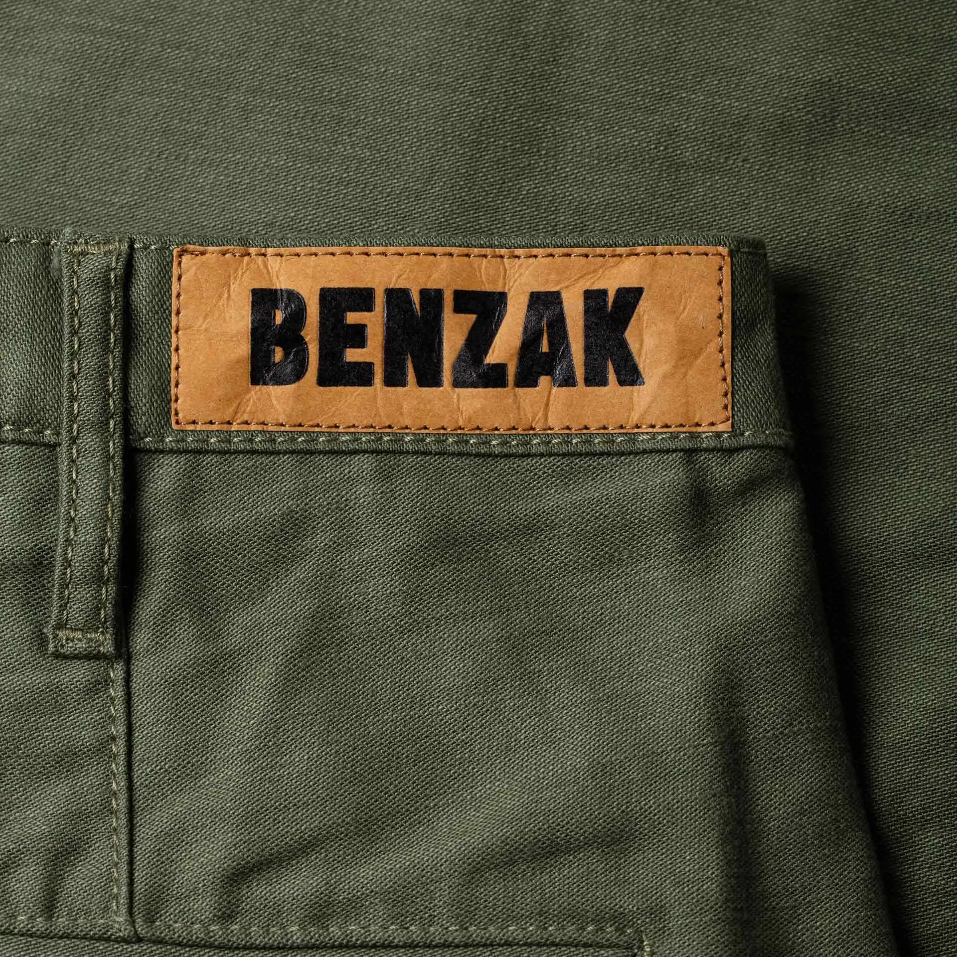 BC-03 STRAIGHT CHINO 10 oz. army green military twill [CORE]