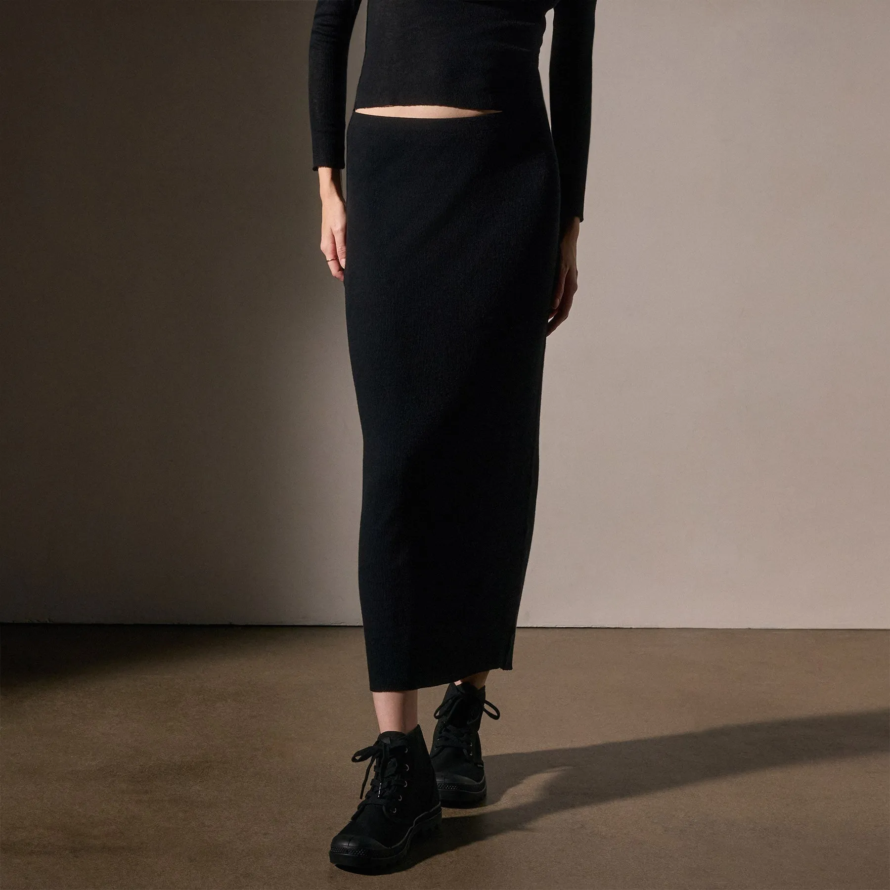 Cashmere Rib Skirt - Black