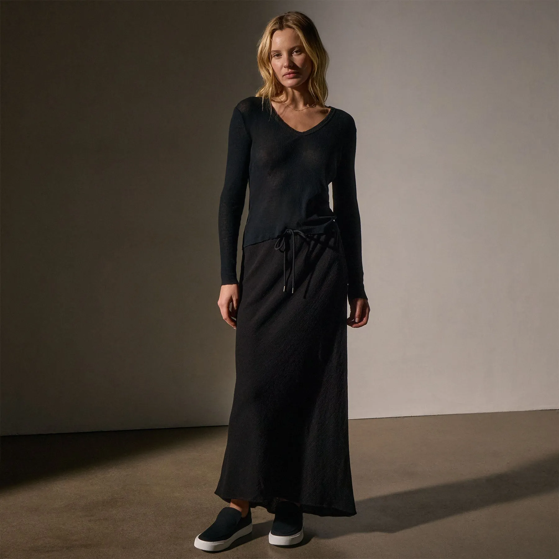 Deep V Tee - Black