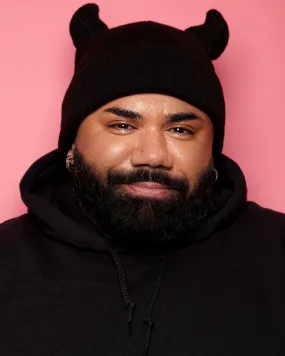 Devilish beanie - Black | One size fits all.