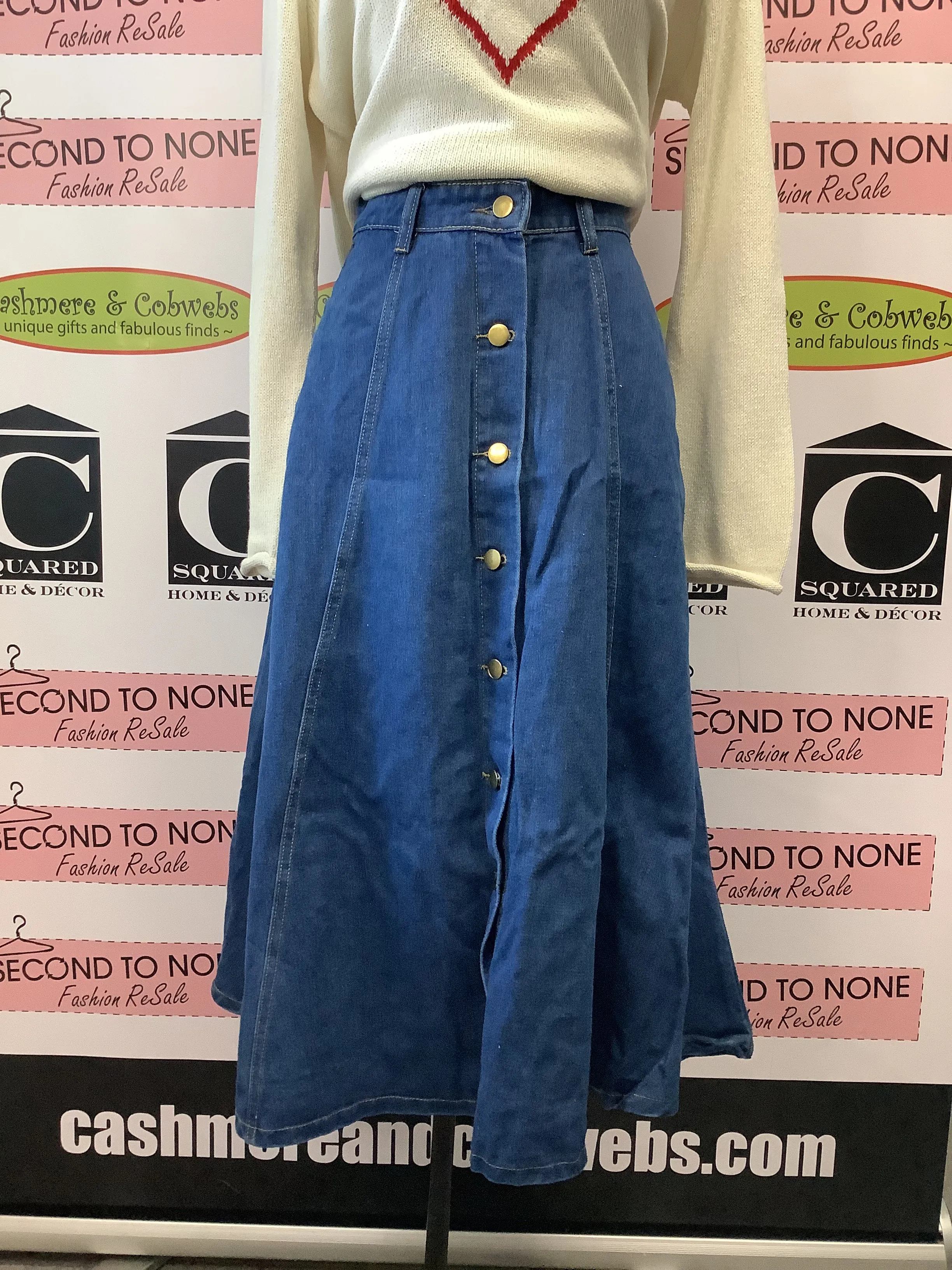 Flair Denim Skirt (Only 1 XXL Left!)