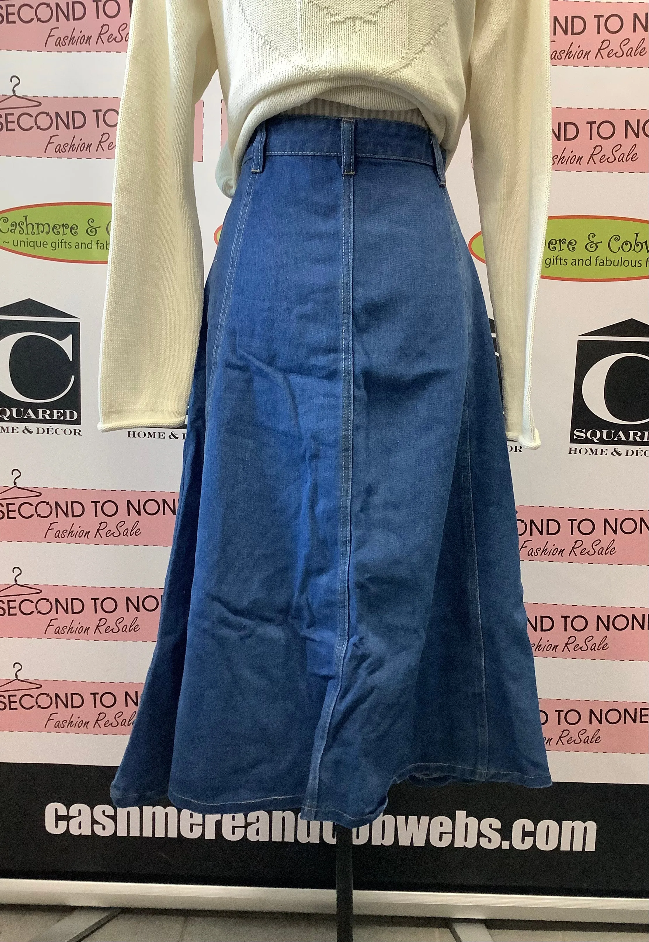 Flair Denim Skirt (Only 1 XXL Left!)