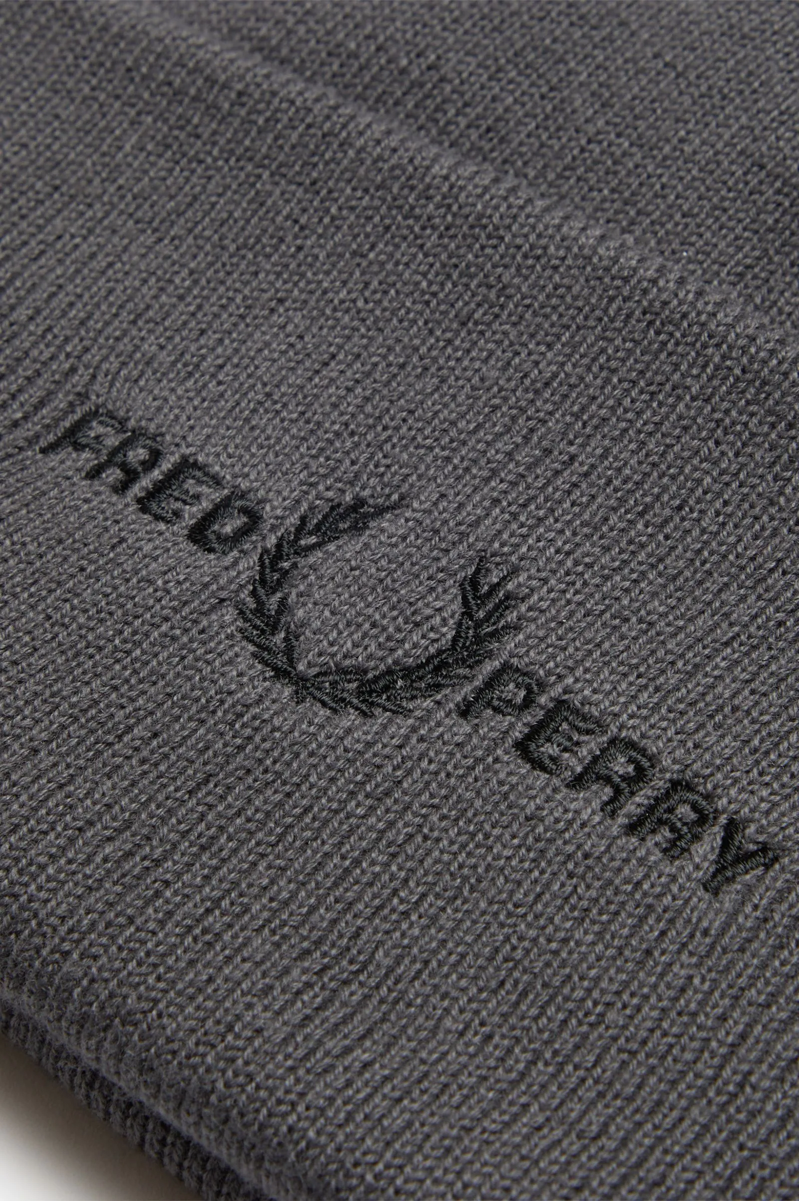 Fred Perry C4114 Graphic Beanie