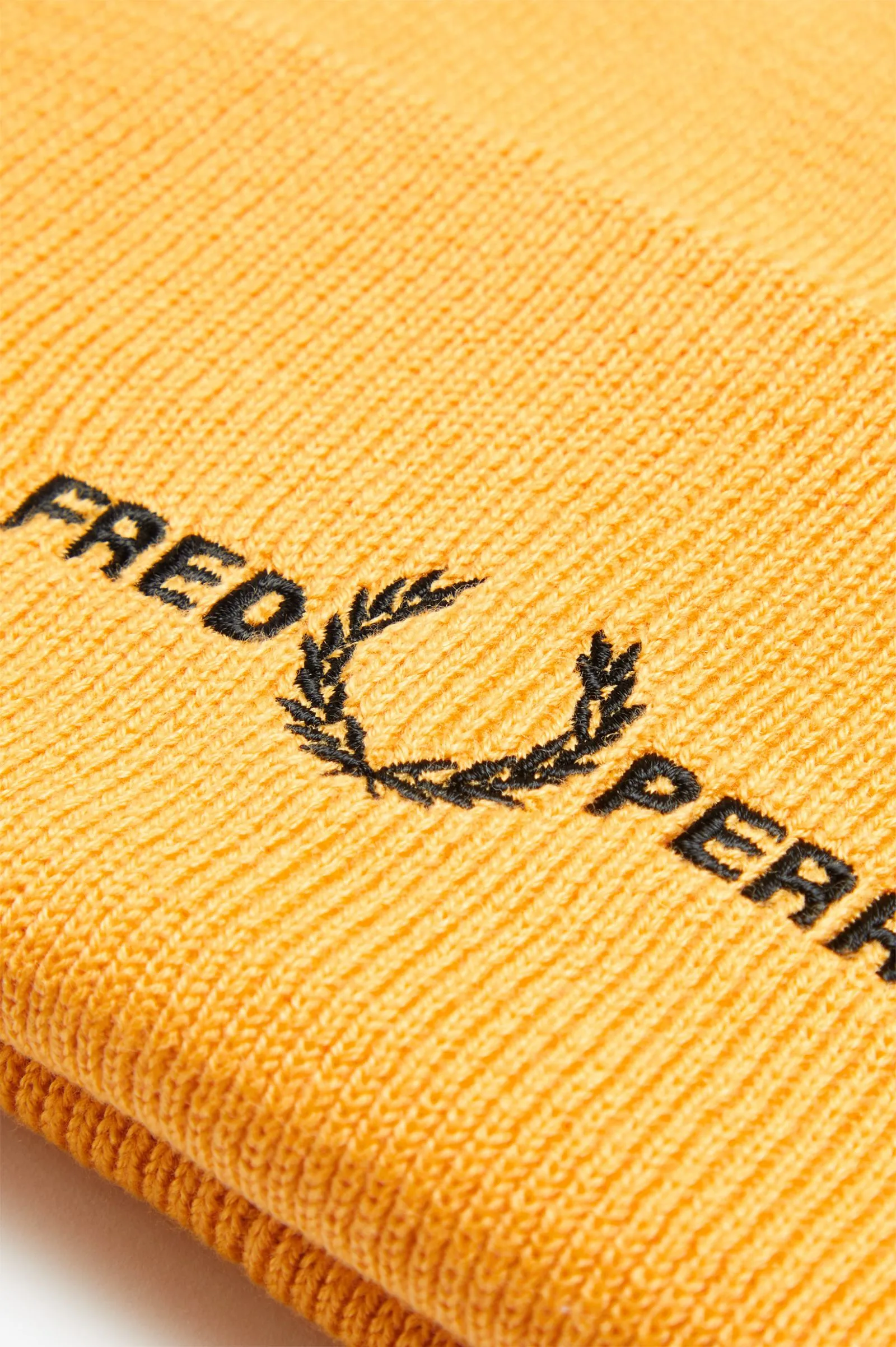 Fred Perry C4114 Graphic Beanie