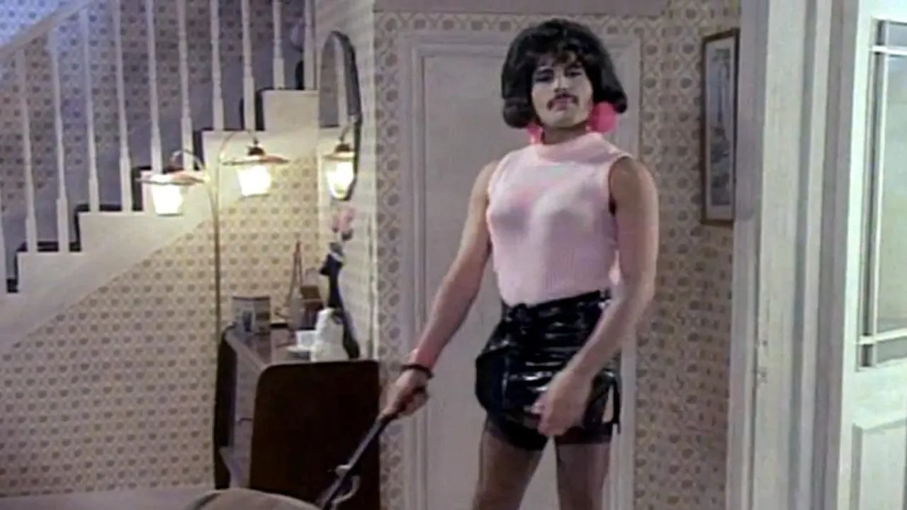Freddie Mercury I Want To Break Free (HIRE ONLY)