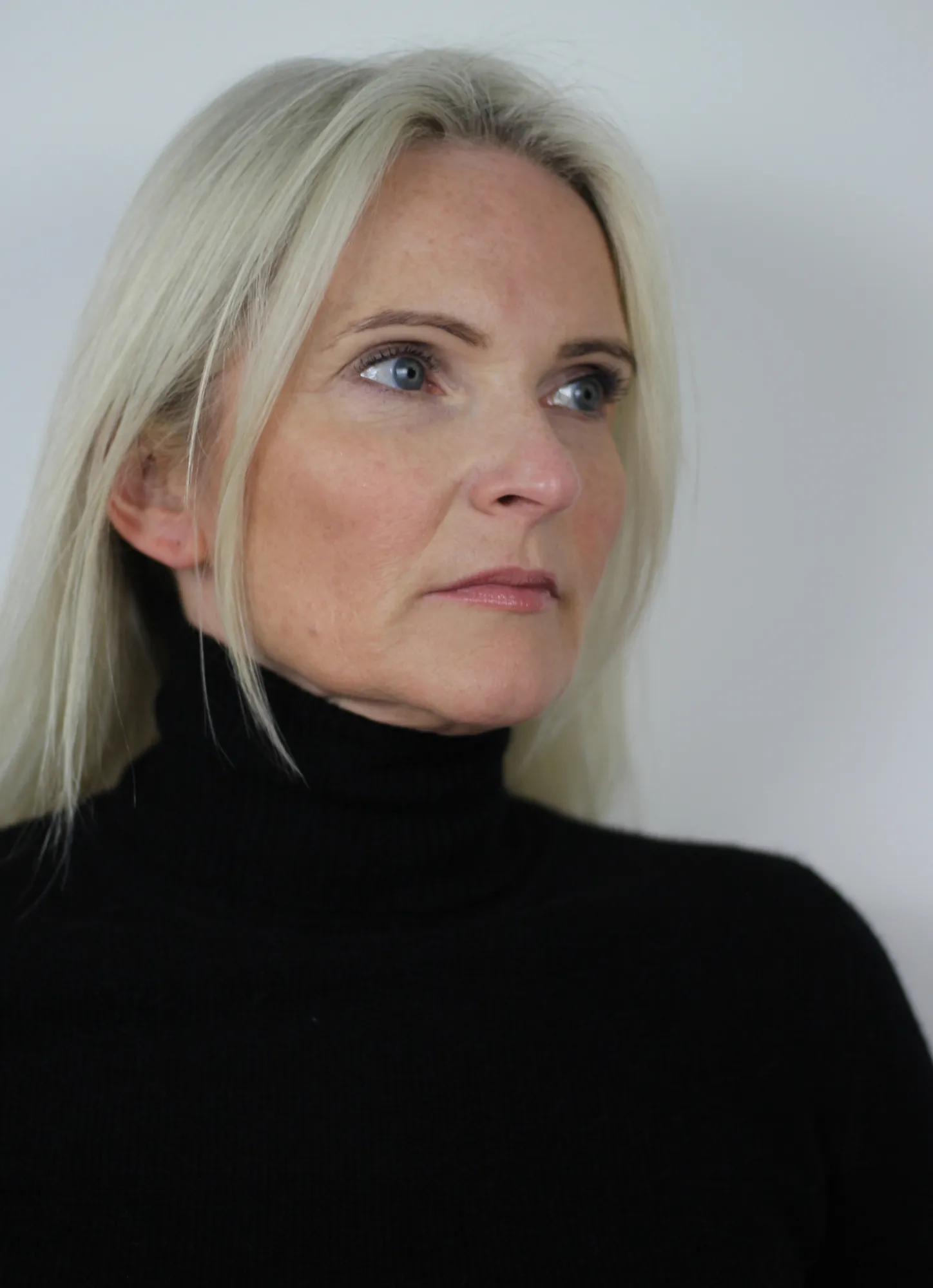 Haymarket Roll Neck Cashmere Black