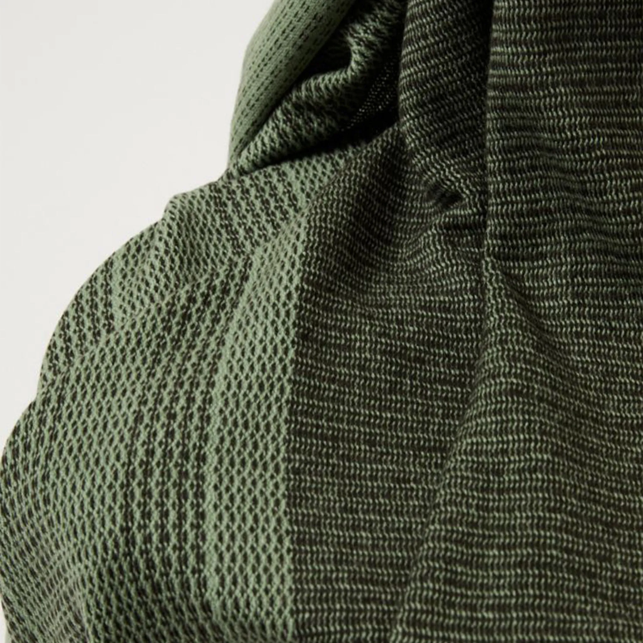 Hesta Throw