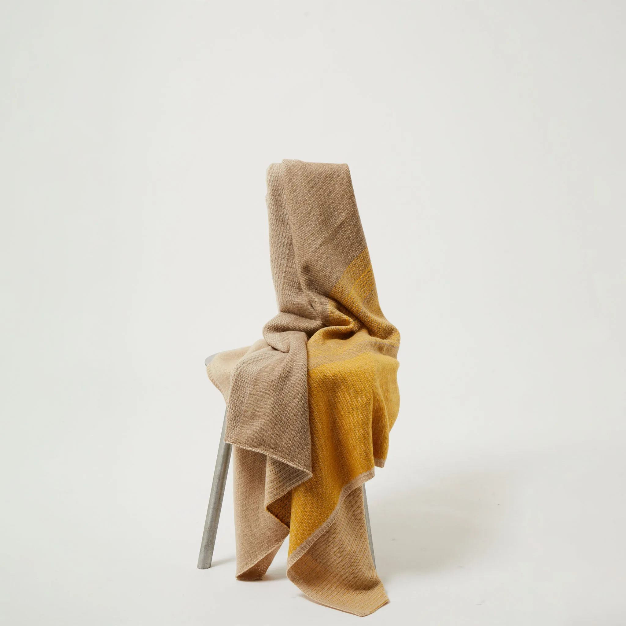 Hesta Throw