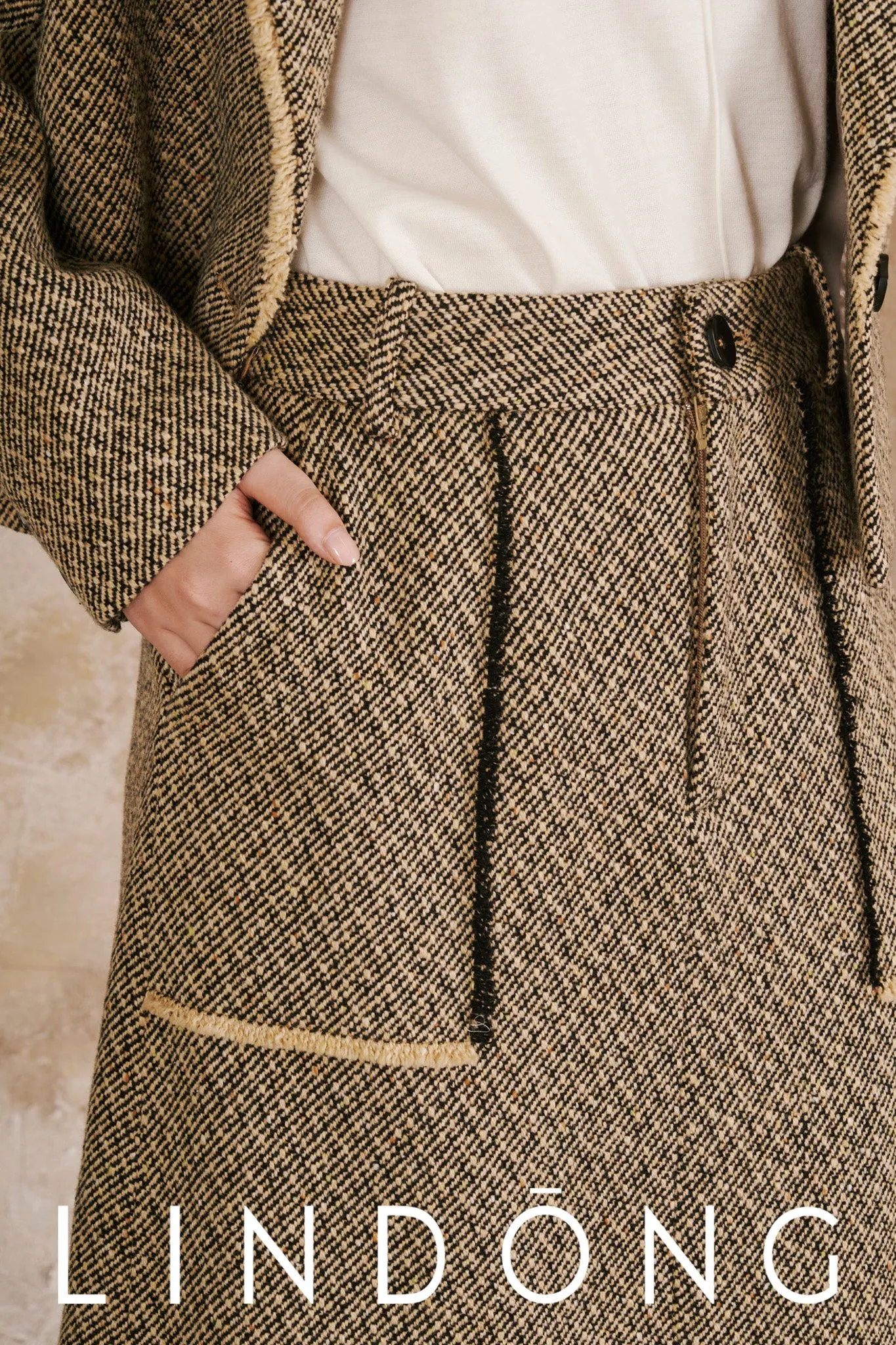 LINDONG | Lois Tweed Fringe Skirt