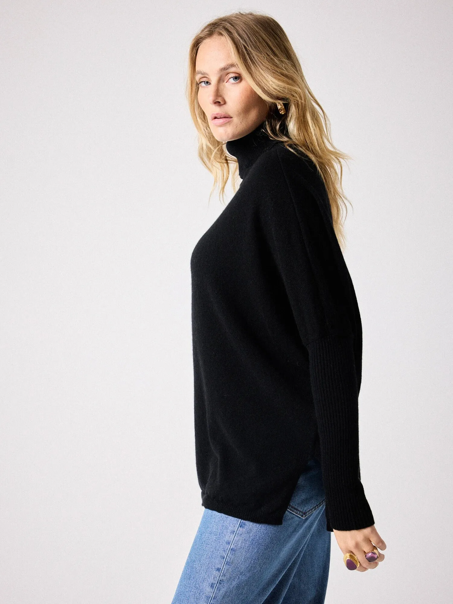 Margareth Roll Neck Black