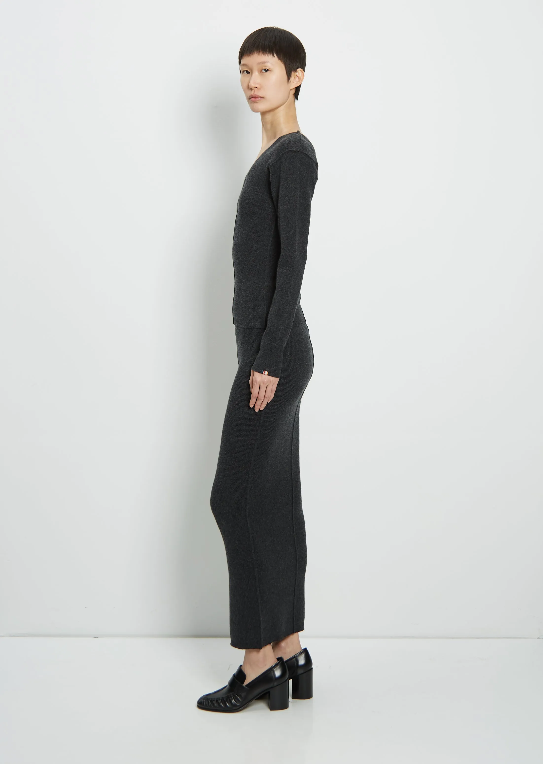 n°253 Lady V-Neck Sweater