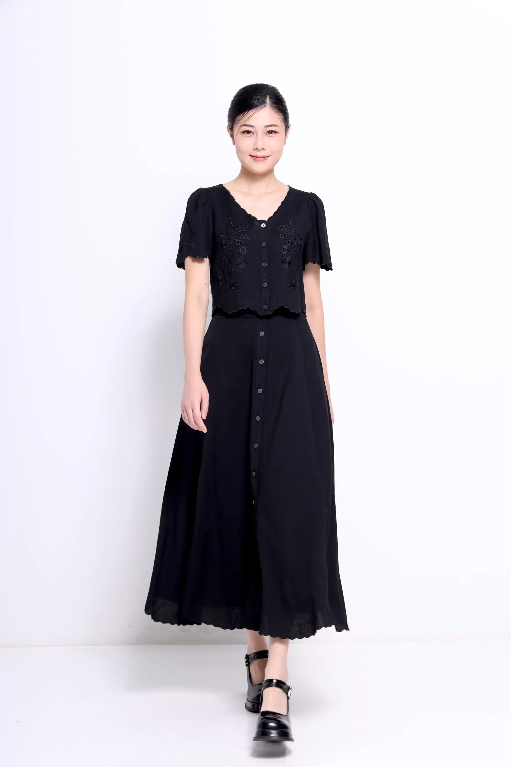 Nelly Scallop Hem Broderie Top