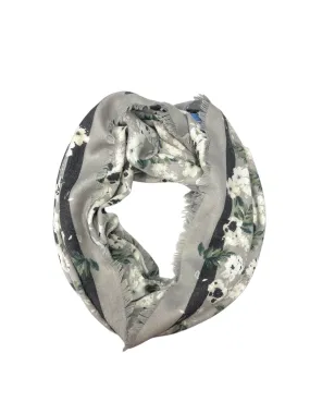 Scarf Infinity By Clothes Mentor In Grey