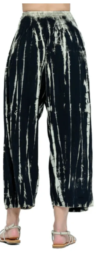 Yak Yeti Tye-Dye Capri w/ Lace Detail Pants 23161
